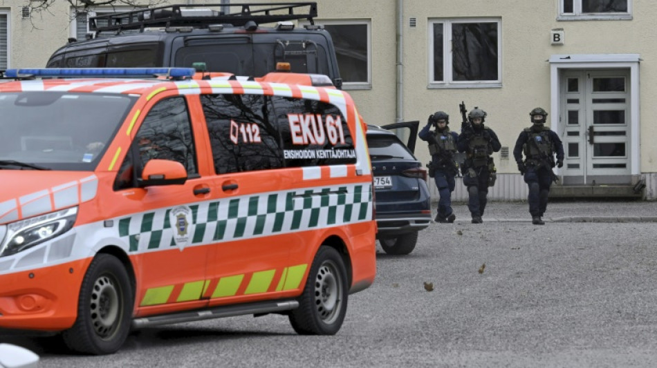 Menino de 12 anos mata a tiros um colega de escola na Finlândia