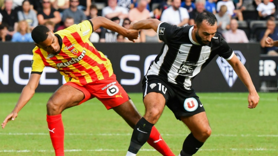 Ligue 1: Lens sans trembler à Angers