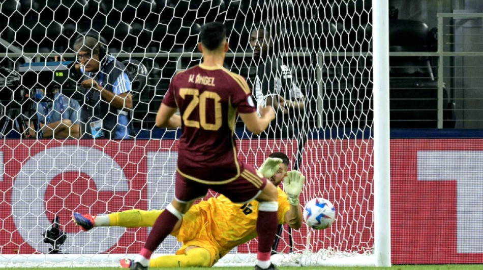 Canada stun Venezuela on penalties to reach Copa semis