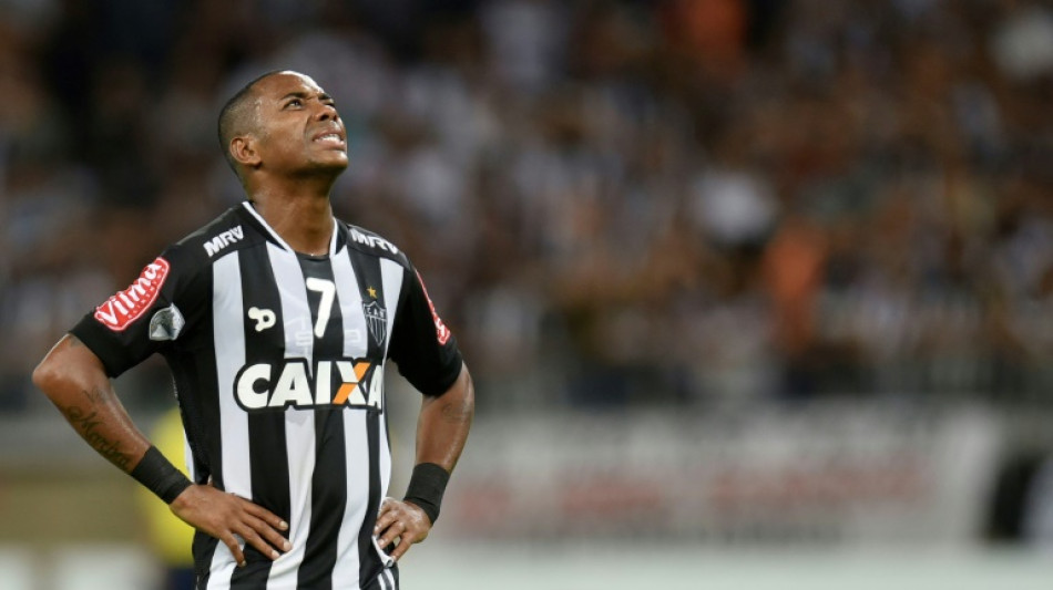 Robinho é preso em Santos para cumprir pena por estupro