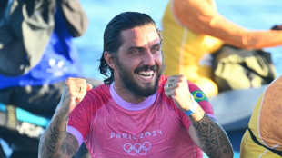 Filipe Toledo vence repescagem e todos os 6 brasileiros vão às oitavas do surfe nos Jogos