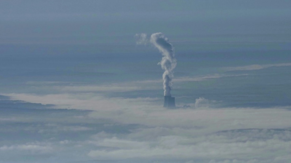 Bei Test von abgeschalteten Atomreaktor in Frankreich läuft Kühlwasser aus