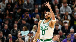 Los Celtics se pasean en Utah y Timberwolves remontan a Clippers