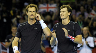 Murray gets fans' vote as Brits take centre stage at Wimbledon