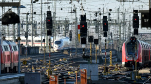 Kabeldiebe legen Bahnverkehr in Nordrhein-Westfalen teilweise lahm