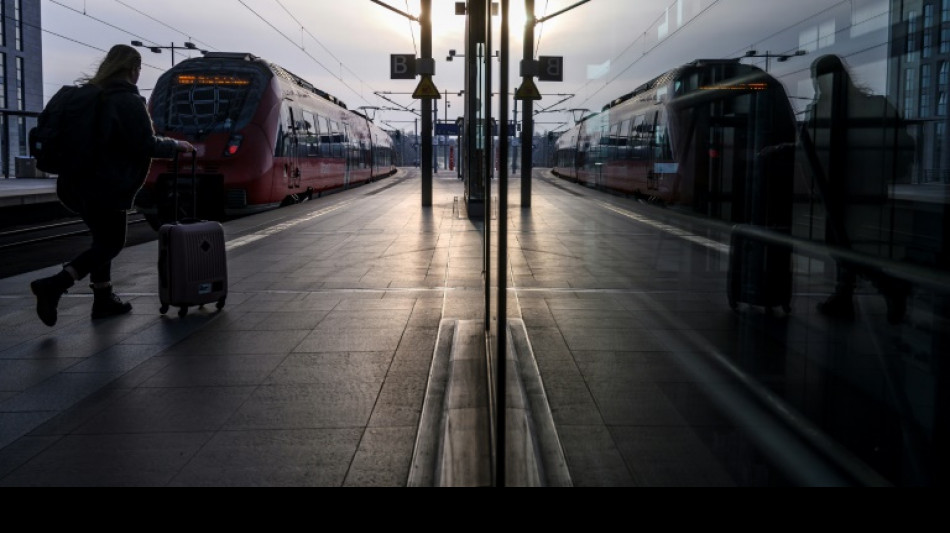 Bundesländer wollen Neun-Euro-Ticket zum Erfolg machen