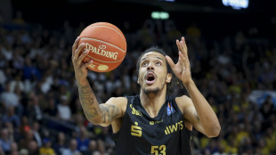 Basketball: Meister Bayern holt Spätstarter Yebo aus Chemnitz