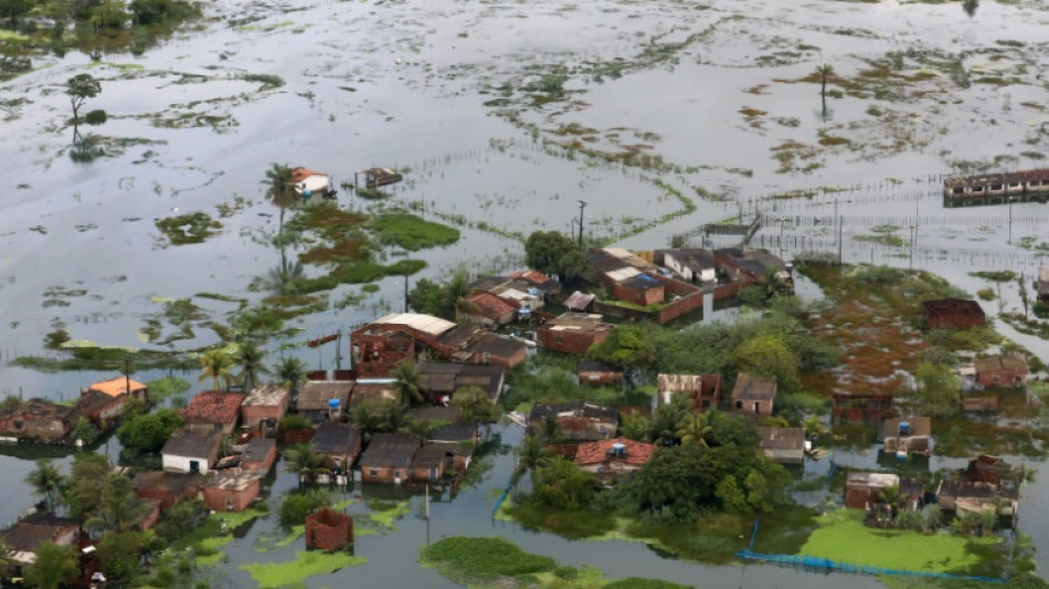 Brazil storm death toll rises to 100