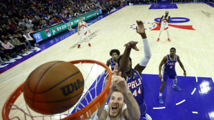 Los Sixers derrotan a los Raptors en el primer juego desde que cambiaron a Harden