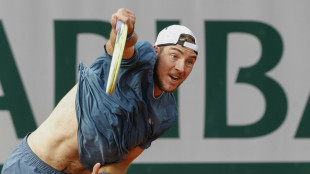 Struff gewinnt Auftaktmatch im Schnelldurchgang 