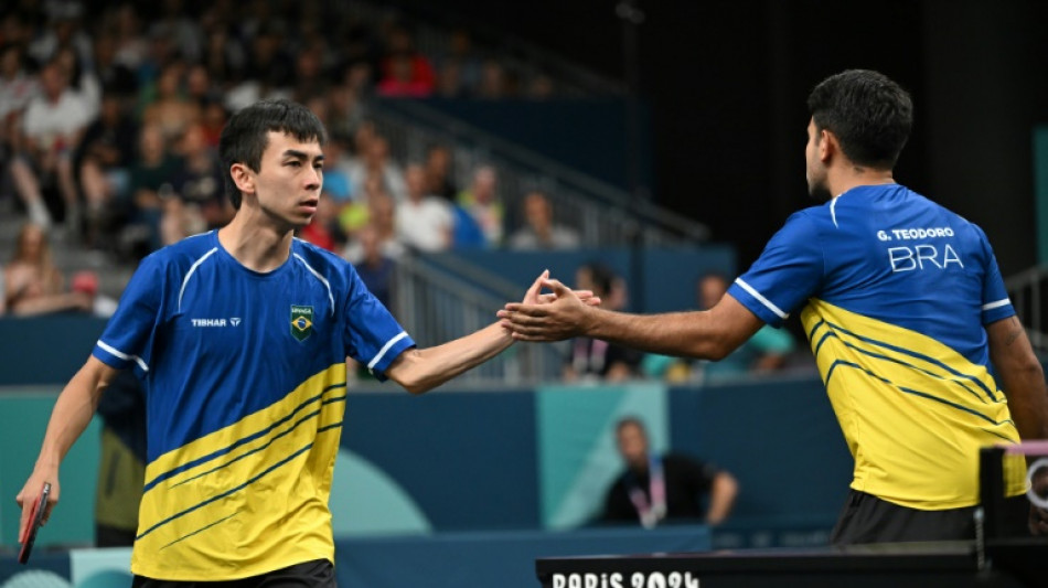 Equipe masculina do Brasil vence Portugal e avança às quartas do tênis de mesa de Paris-2024