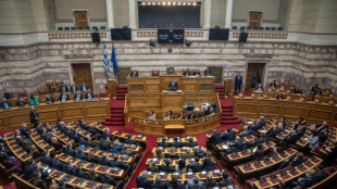 Grèce: les députés rejettent une motion de censure contre le gouvernement Mitsotakis