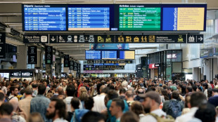 Sabotage-Akte bei Bahn in Frankreich hat weiterhin Folgen für Zehntausende Fahrgäste