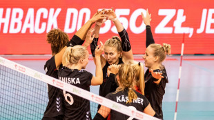 Volleyballerinnen mit drei Niederlagen in die nächste Runde