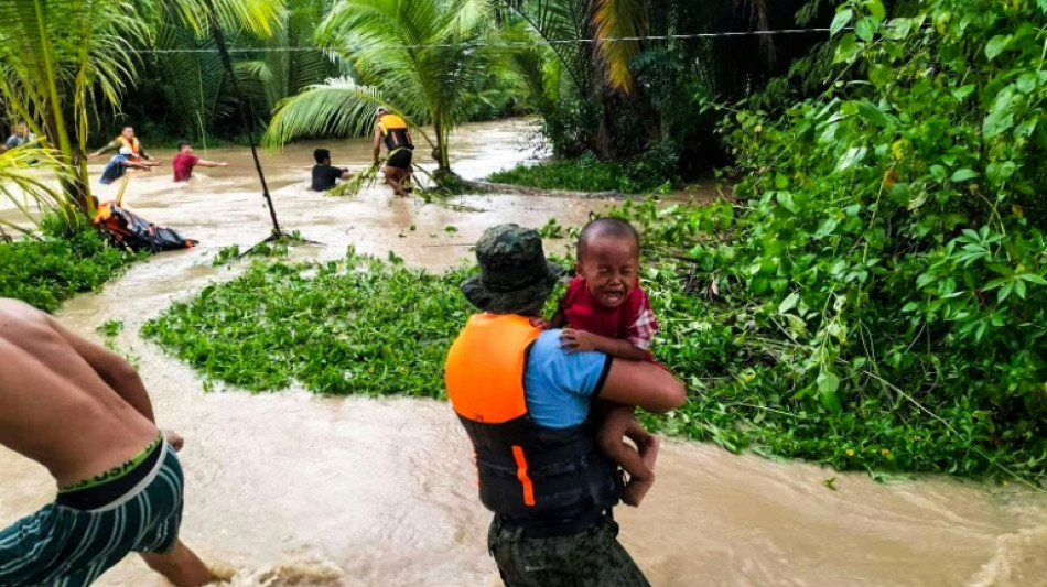 Tropensturm "Nalgae" trifft mit voller Wucht auf Philippinen