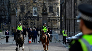 El palacio de Holyroodhouse y la catedral de Saint Giles, dos monumentos de la historia escocesa