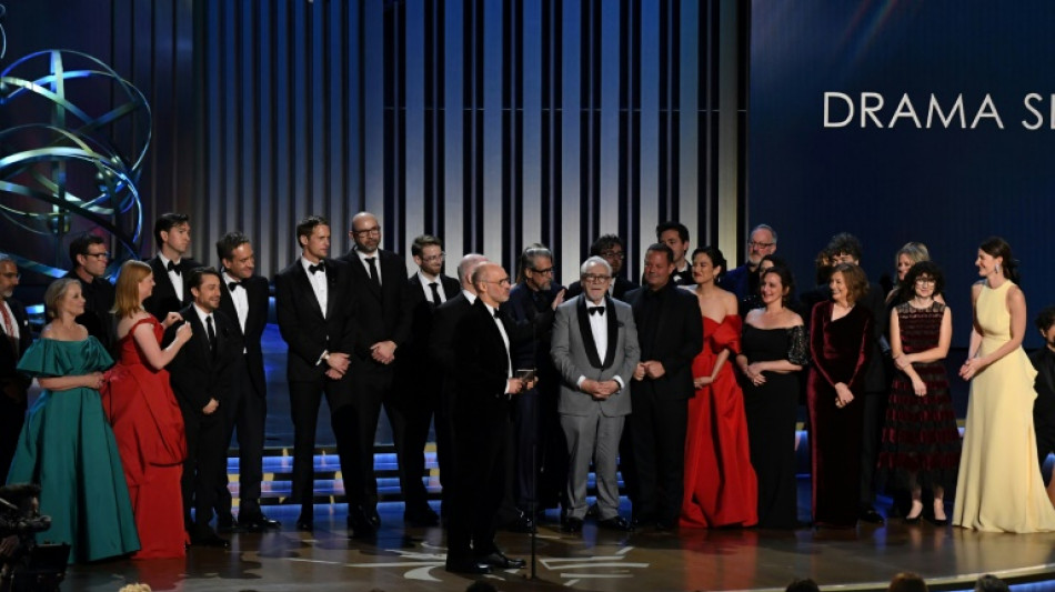 "Succession" et "The Bear" triomphent aux Emmy Awards, reportés par la grève d'Hollywood