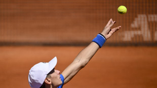 Roland Garros: Arnaldi batte Muller e vola al terzo turno