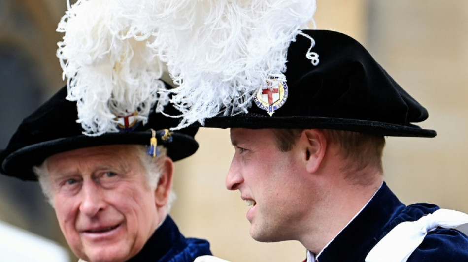 Un rey anciano y poco apreciado, todo un reto para la monarquía británica