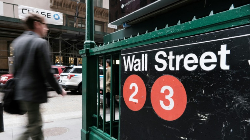 Wall Street en légère hausse, en attendant la Fed