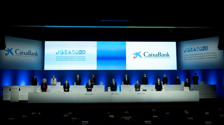 CaixaBank logra un beneficio en alza en el primer semestre gracias a la fusión con Bankia