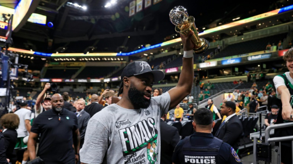 Boston Celtics sweep Indiana Pacers to reach NBA finals