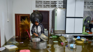 Inondations en Thaïlande: neuf morts et plus de 13.000 déplacés, selon un nouveau bilan