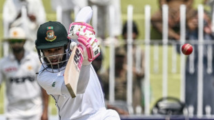 Brilliant 191 by Bangladesh's Mushfiqur has Pakistan in danger in first Test